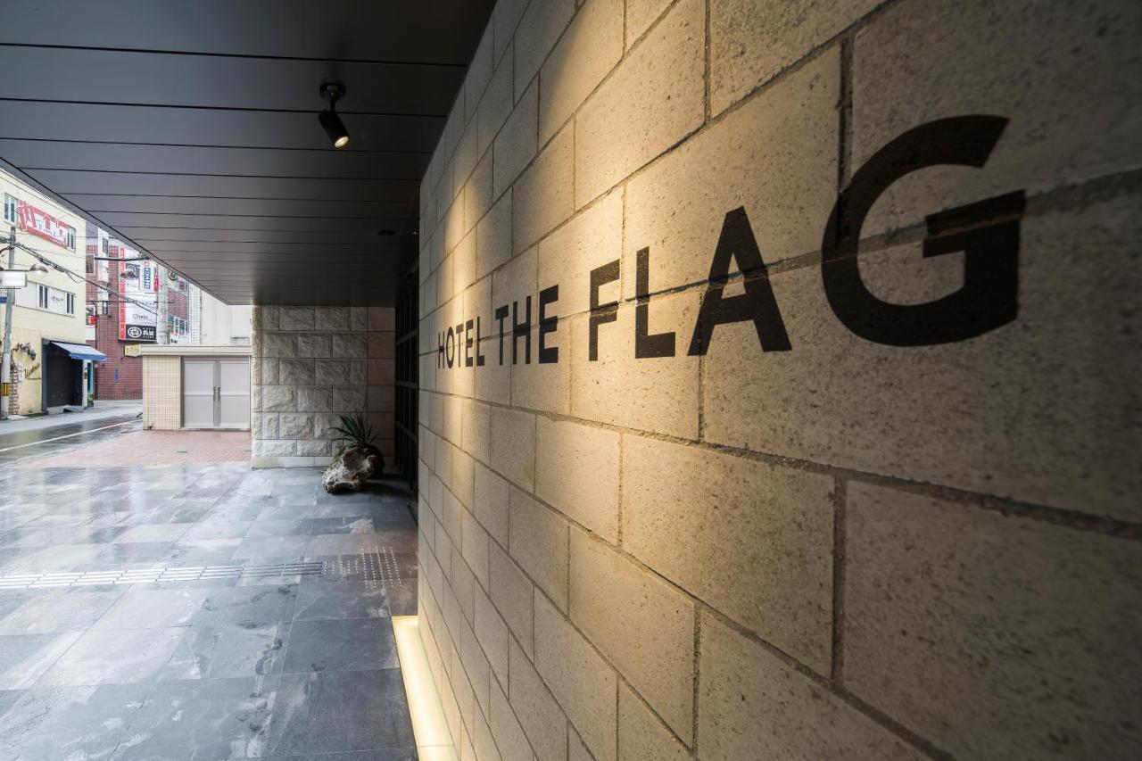 Hotel The Flag Shinsaibashi Ōsaka Extérieur photo