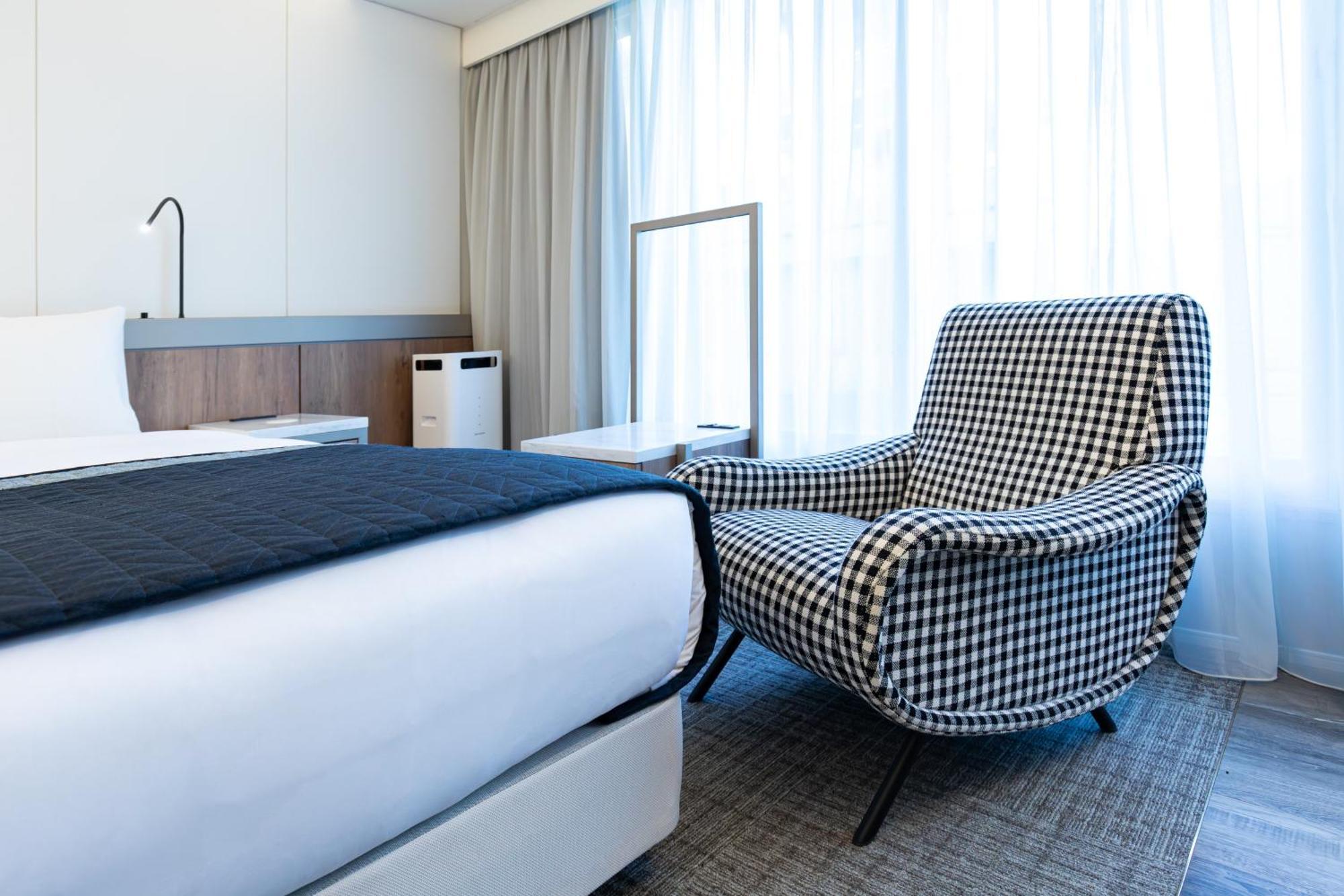 Hotel The Flag Shinsaibashi Ōsaka Extérieur photo